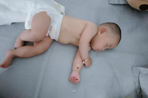 香港宝宝大便干拉不出来